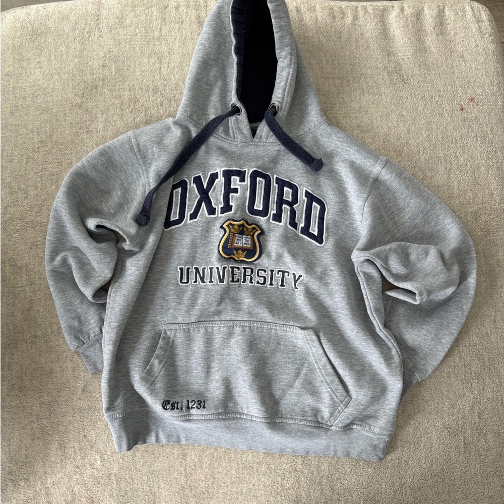 OXFORD university grey hoodie
size medium, fits like s/xs